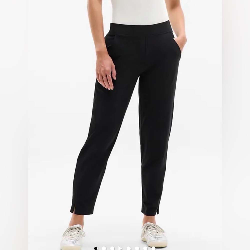 🌺ATHLETA BLACK BROOKLYN ANKLE PANTS